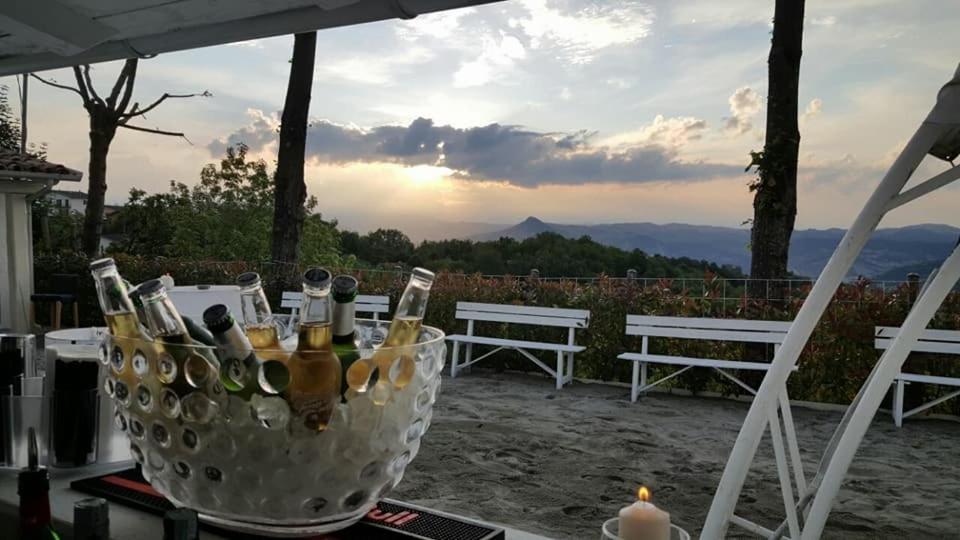 Locanda Del Sole Montese Bagian luar foto